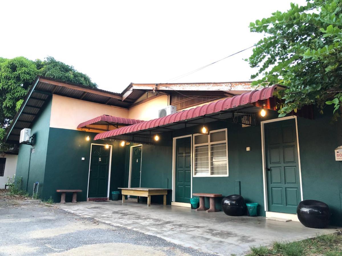 Rumah Tepi Istana Kuala Terengganu Extérieur photo