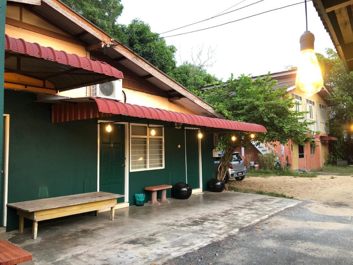 Rumah Tepi Istana Kuala Terengganu Extérieur photo
